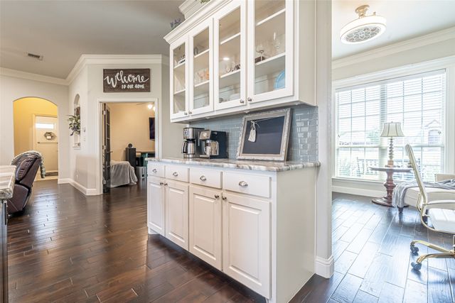 2826 Willow Ridge Circle, Granbury, TX 76049