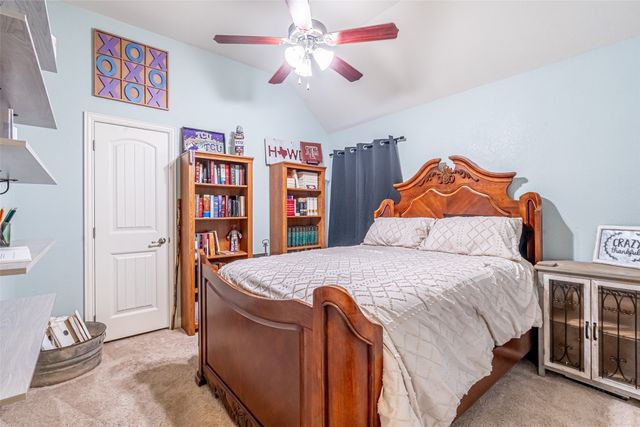 2826 Willow Ridge Circle, Granbury, TX 76049