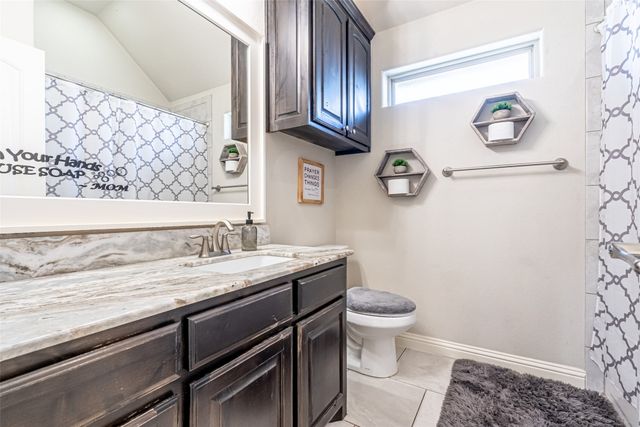 2826 Willow Ridge Circle, Granbury, TX 76049