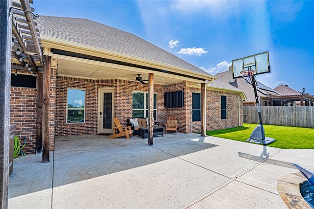 2826 Willow Ridge Circle, Granbury, TX 76049