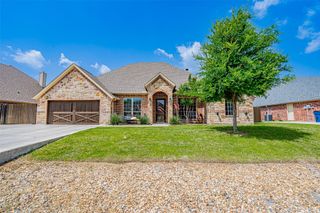 2826 Willow Ridge Circle, Granbury, TX 76049