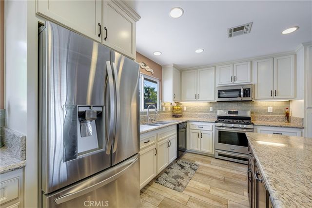 19582 Crestknoll, Yorba Linda, CA 92886