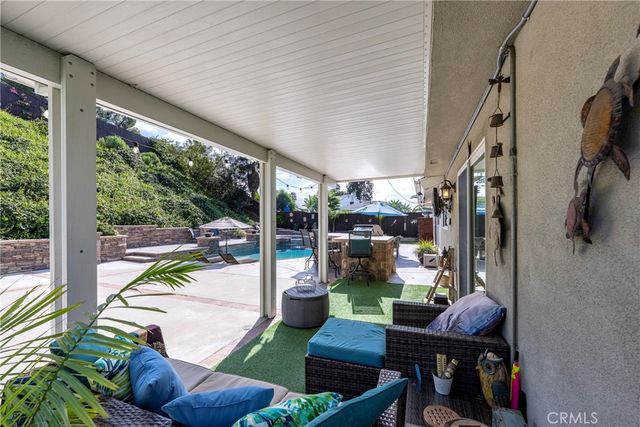 19582 Crestknoll, Yorba Linda, CA 92886
