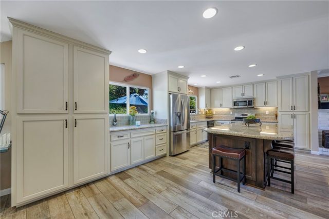 19582 Crestknoll, Yorba Linda, CA 92886