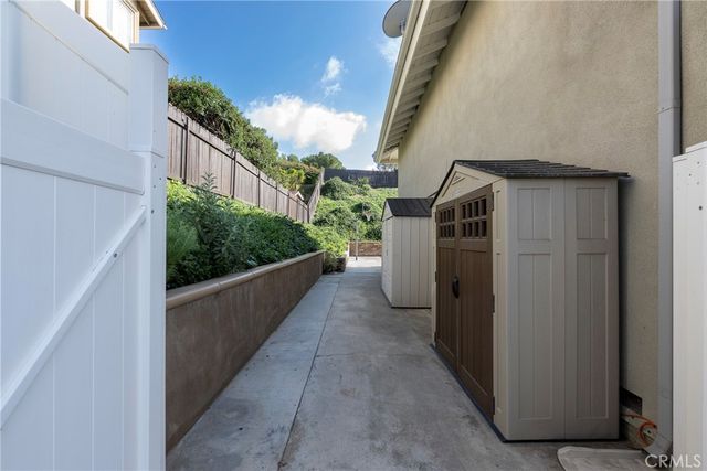 19582 Crestknoll, Yorba Linda, CA 92886