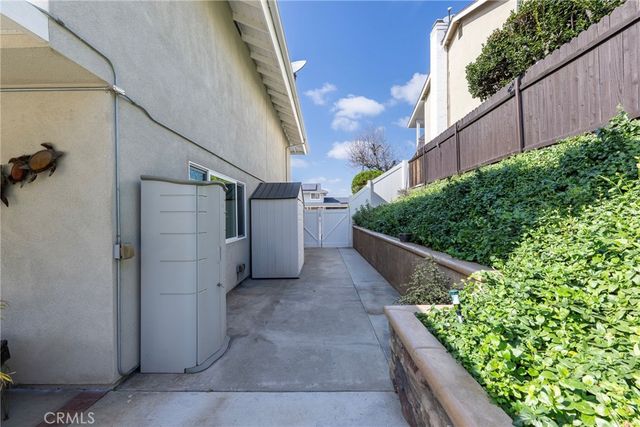 19582 Crestknoll, Yorba Linda, CA 92886