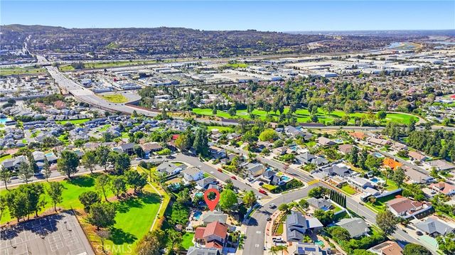 19582 Crestknoll, Yorba Linda, CA 92886