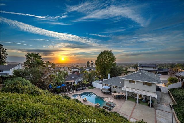 19582 Crestknoll, Yorba Linda, CA 92886