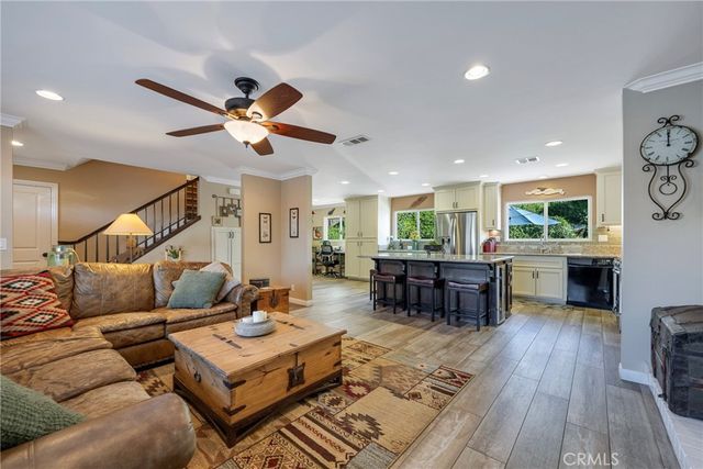 19582 Crestknoll, Yorba Linda, CA 92886