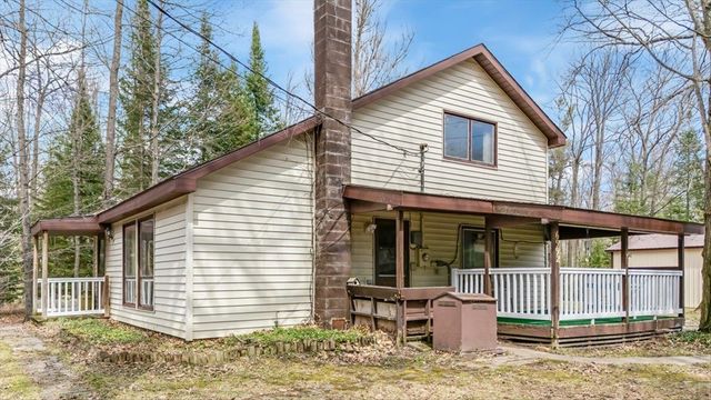 6992 Larry Street, Plainfield Twp, MI 48739