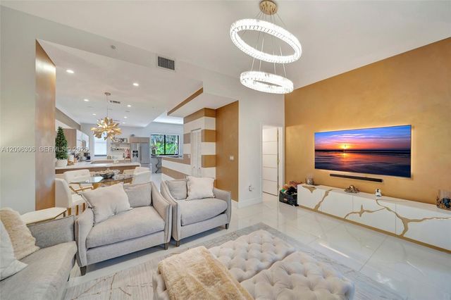 508 SE 1st Circle, Pompano Beach, FL 33060