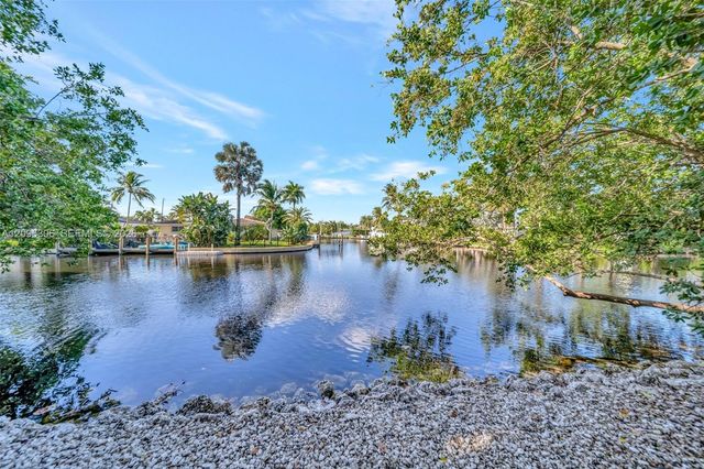 508 SE 1st Circle, Pompano Beach, FL 33060