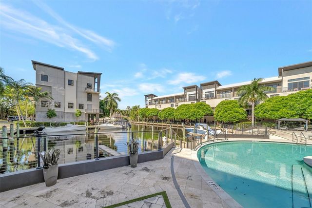 508 SE 1st Circle, Pompano Beach, FL 33060
