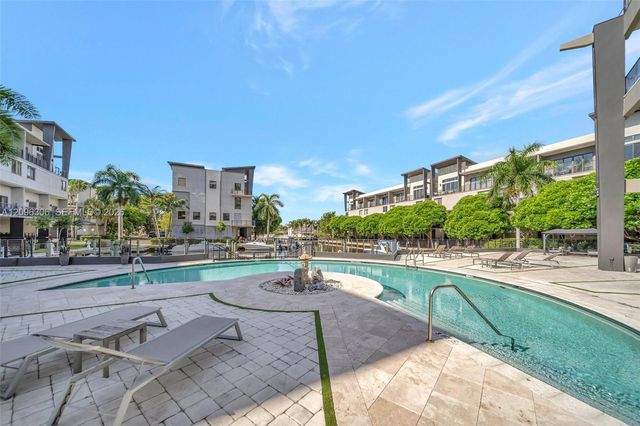 508 SE 1st Circle, Pompano Beach, FL 33060