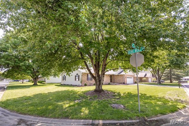 1 Cheryl Drive, Mascoutah, IL 62258