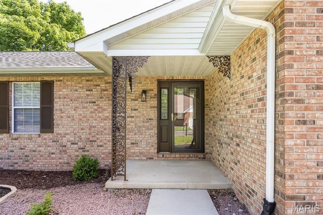 1 Cheryl Drive, Mascoutah, IL 62258