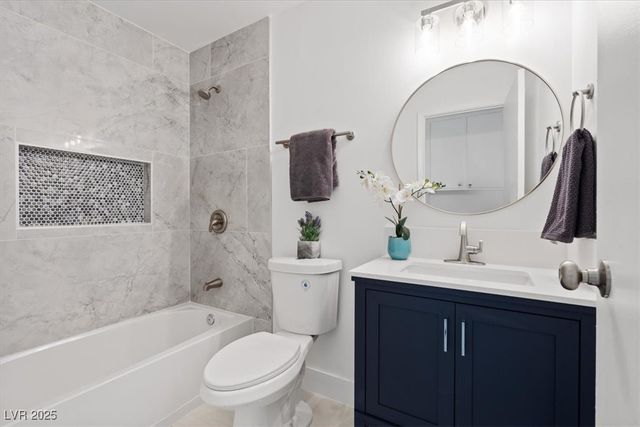 2174 East Russell Road, Las Vegas, NV 89119