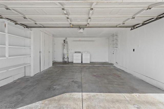 2174 East Russell Road, Las Vegas, NV 89119