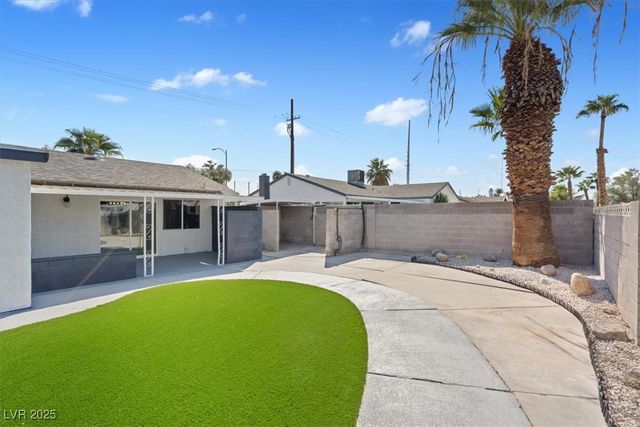 2174 East Russell Road, Las Vegas, NV 89119