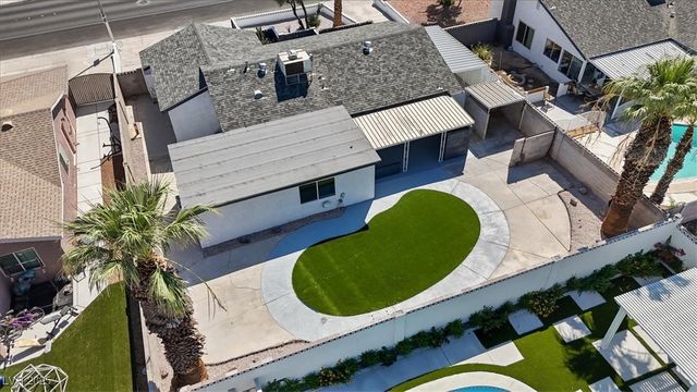 2174 East Russell Road, Las Vegas, NV 89119