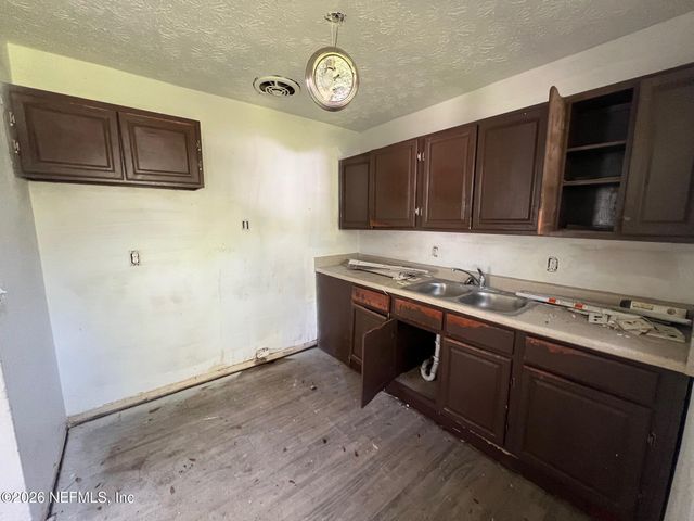 1856 28TH Street W, Jacksonville, FL 32209