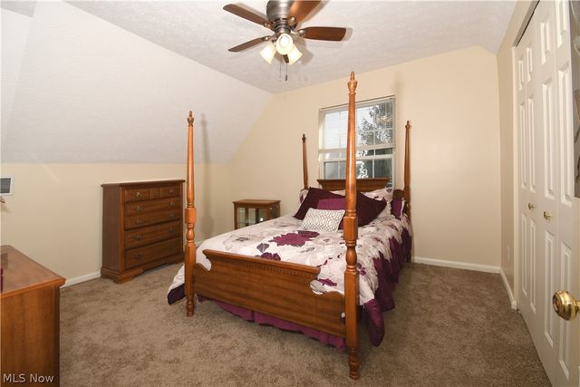 24577 Meadow Lane 36, Olmsted Falls, OH 44138
