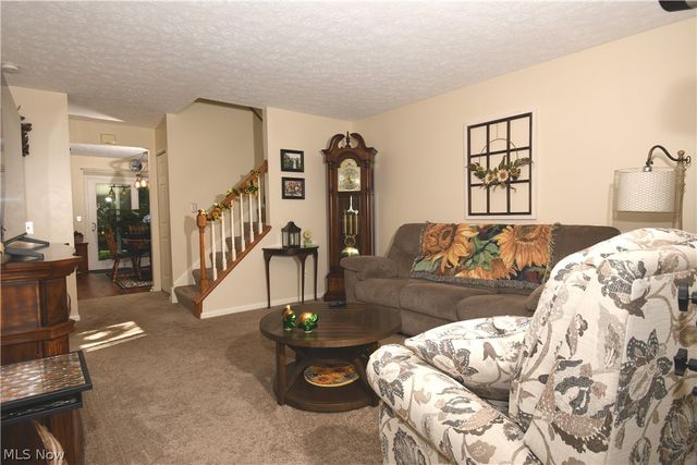 24577 Meadow Lane 36, Olmsted Falls, OH 44138