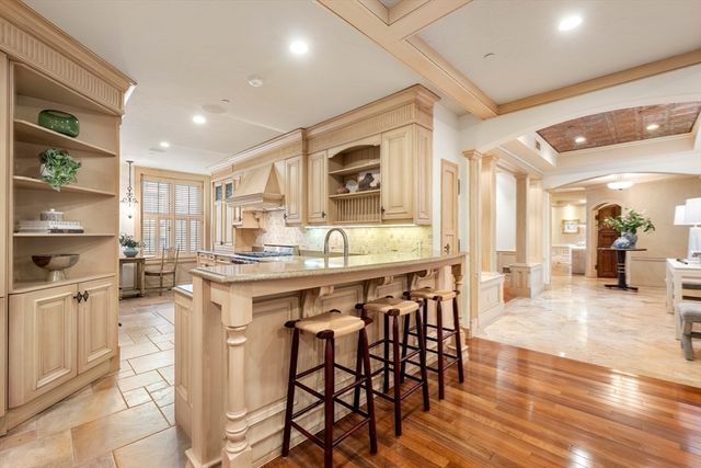 23-25 Beaver Place, Boston, MA 02108