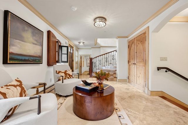 23-25 Beaver Place, Boston, MA 02108