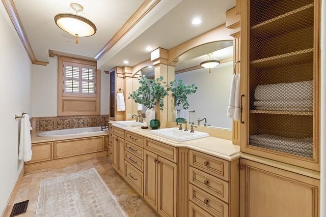 23-25 Beaver Place, Boston, MA 02108