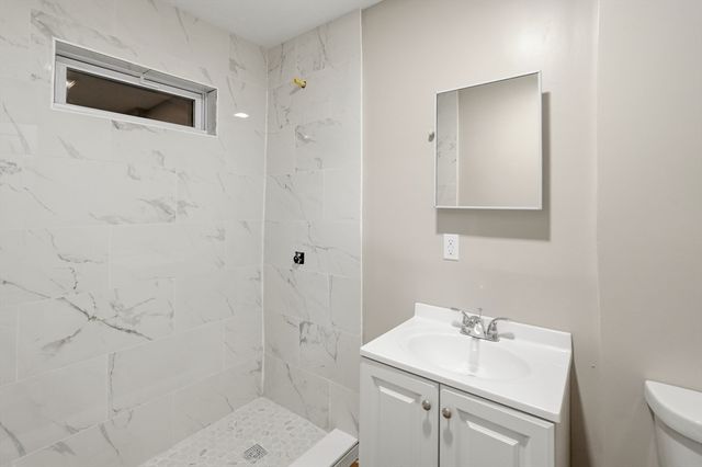44 Pratt St. 1R, Fitchburg, MA 01420