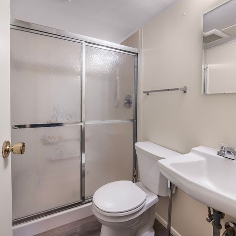 5337 W Ardmore Avenue, Chicago, IL 60646