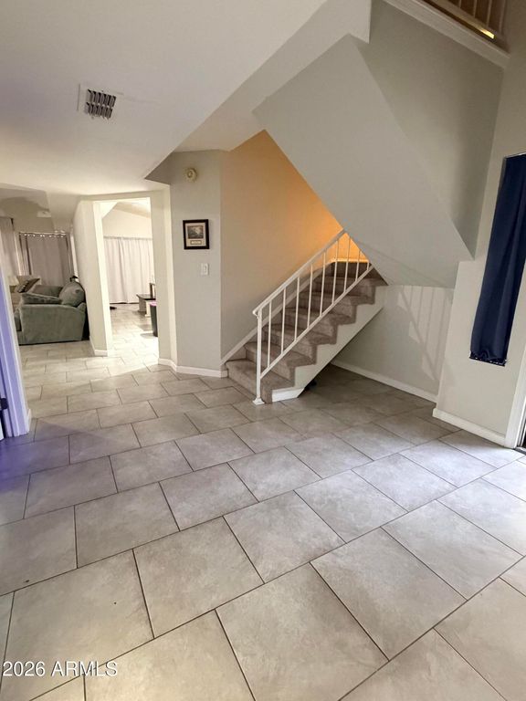 10025 W SELLS Drive, Phoenix, AZ 85037 — exterior
