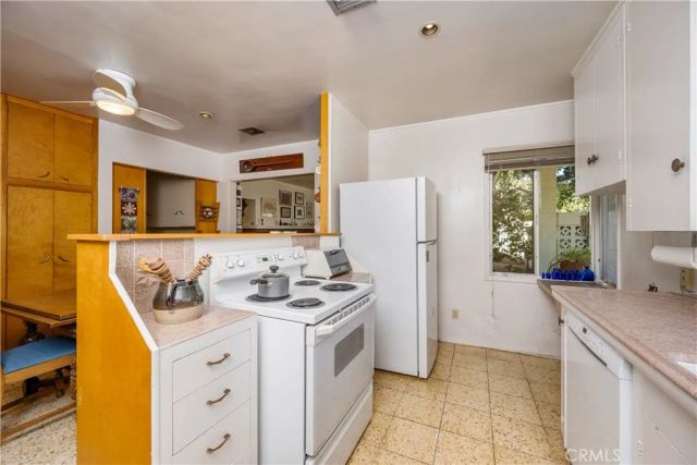 1143 Oxford Avenue, Claremont, CA 91711