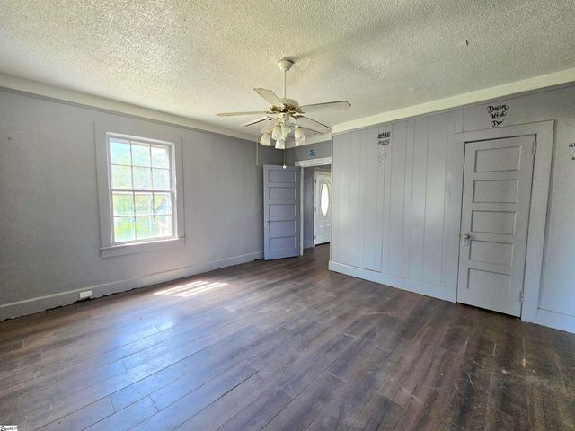 28 Circle Street, Travelers Rest, SC 29690