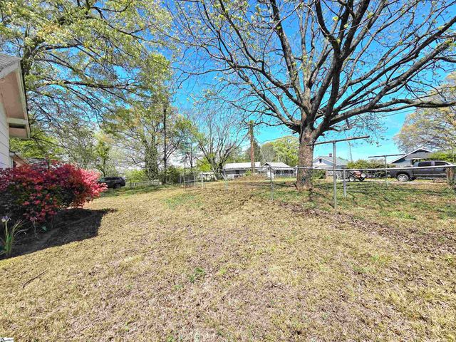 28 Circle Street, Travelers Rest, SC 29690