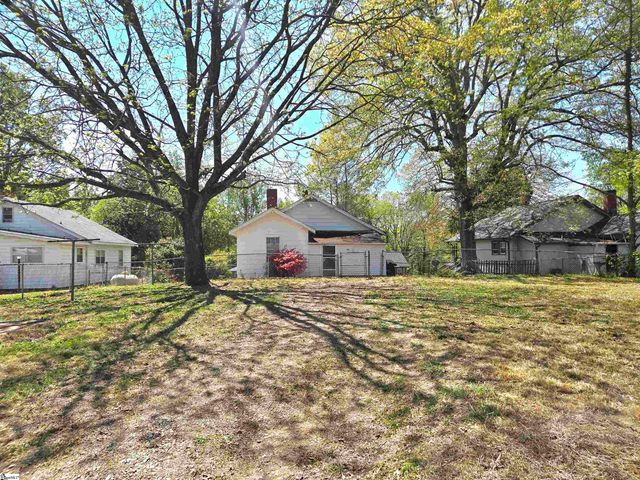 28 Circle Street, Travelers Rest, SC 29690
