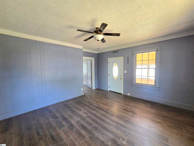 28 Circle Street, Travelers Rest, SC 29690