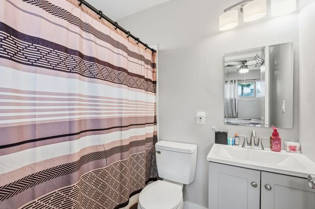 3939 N Pleasant Avenue, Fresno, CA 93705