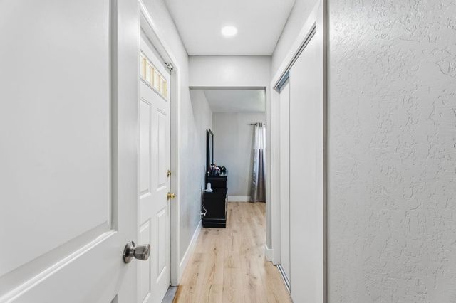 3939 N Pleasant Avenue, Fresno, CA 93705