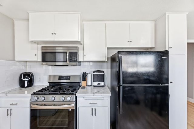 3939 N Pleasant Avenue, Fresno, CA 93705