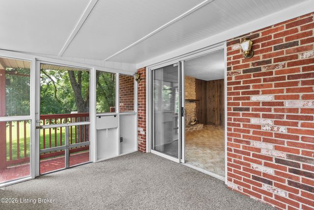 3902 Iron Horse Way, Louisville, KY 40272