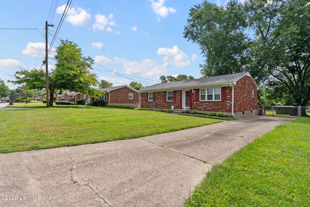 3902 Iron Horse Way, Louisville, KY 40272