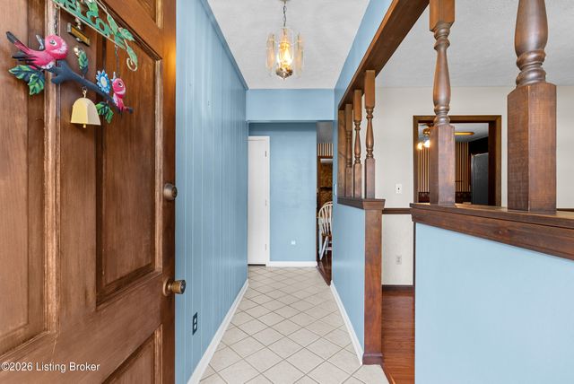 3902 Iron Horse Way, Louisville, KY 40272