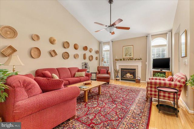120 APRIL AVE, Stephens City, VA 22655