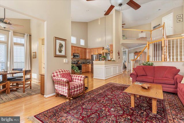 120 APRIL AVE, Stephens City, VA 22655
