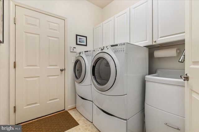 120 APRIL AVE, Stephens City, VA 22655