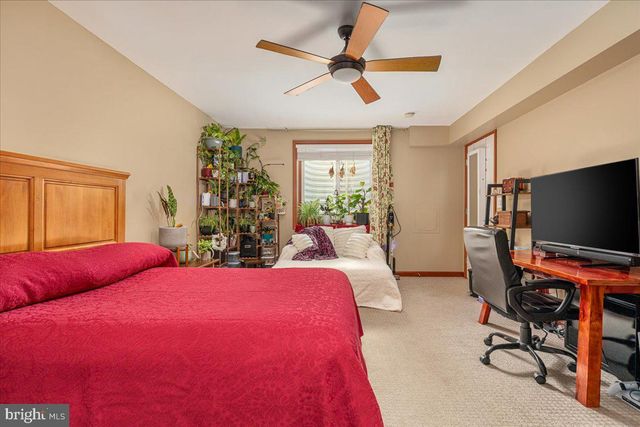 120 APRIL AVE, Stephens City, VA 22655