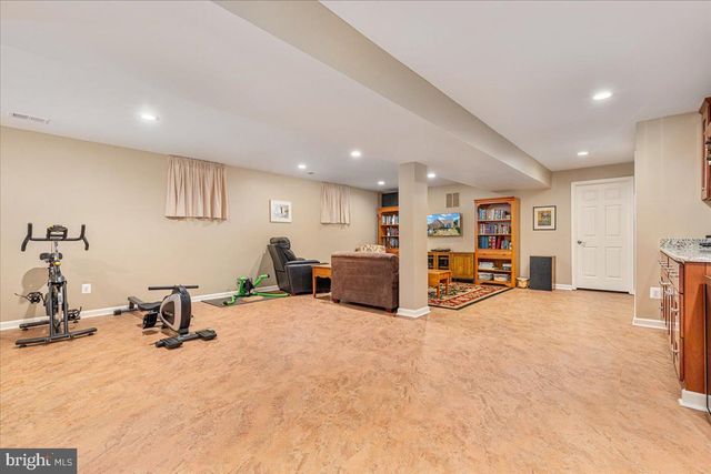 120 APRIL AVE, Stephens City, VA 22655