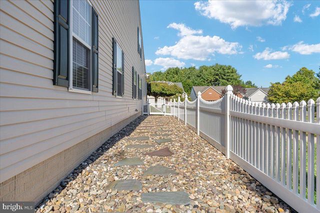 120 APRIL AVE, Stephens City, VA 22655